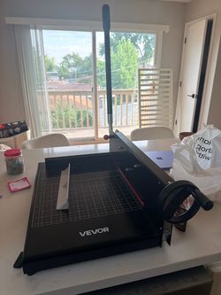 Paper Cutter