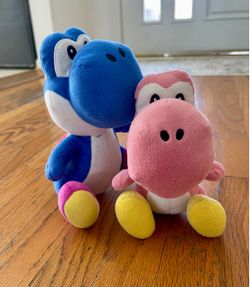 SUPER MARIO PINK BLUE YOSHI SMALL PLUSH STUFFED ANIMALS GREAT CONDITION!