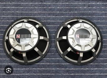 Speaker woofers