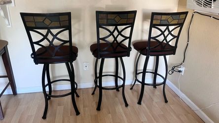Set of 3 Metal Swivel Bar Stools