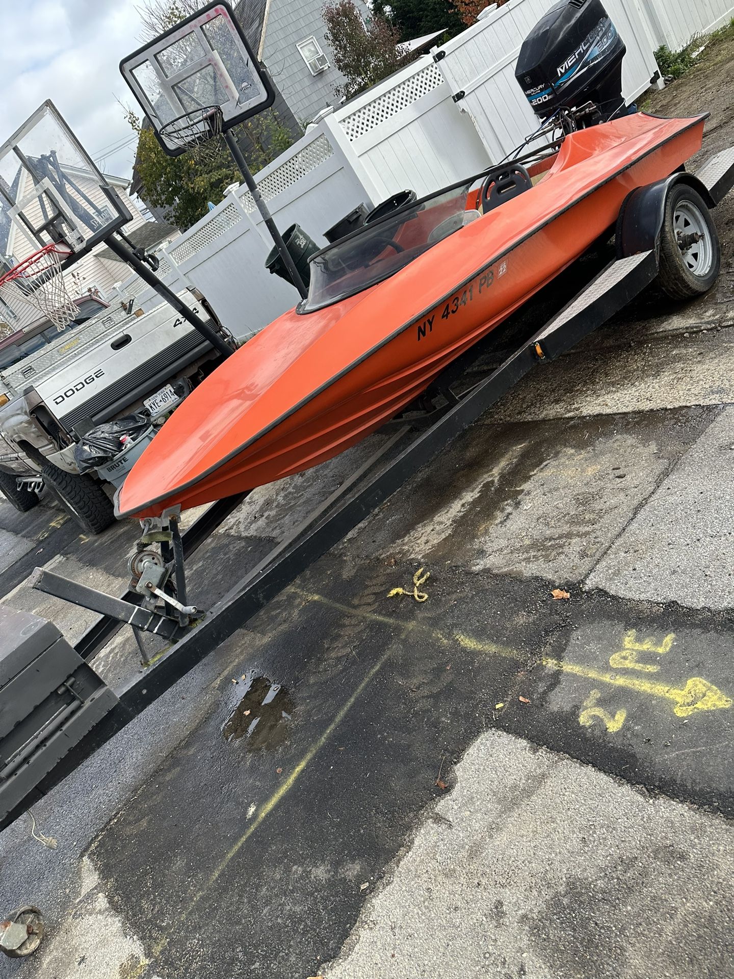 Hydrostreams three available Also Three Douglas Gator, 18 Footers And Two Checkmates