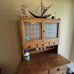 Antique hutch