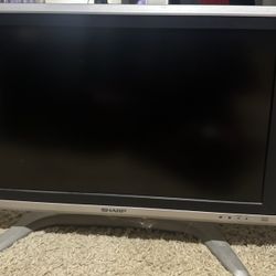 Sharp Aquos LCD tv