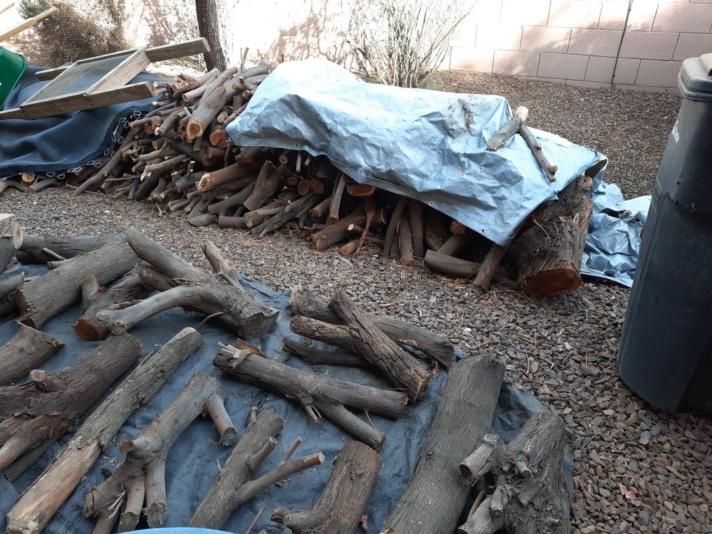Mesquite Firewood, Yule Log for Christmas Holidays