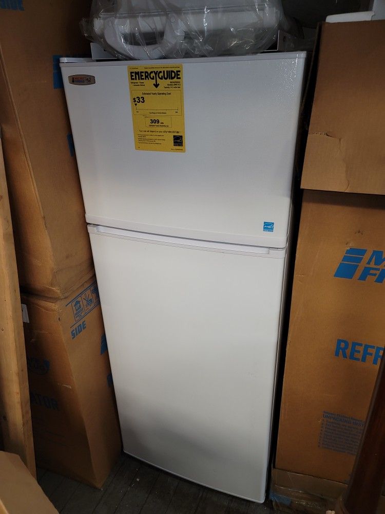 New MicroFridge 24" Wide Refrigerator With Freezer