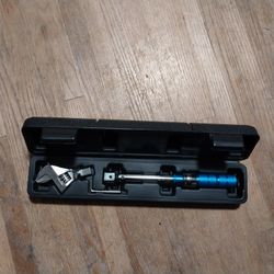 Adjustable Open End Torque Wrench 