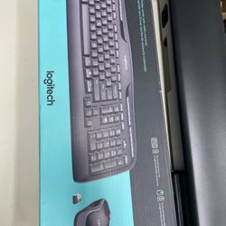 Logitech  Mk320 Wireless Keyboard Mouse 