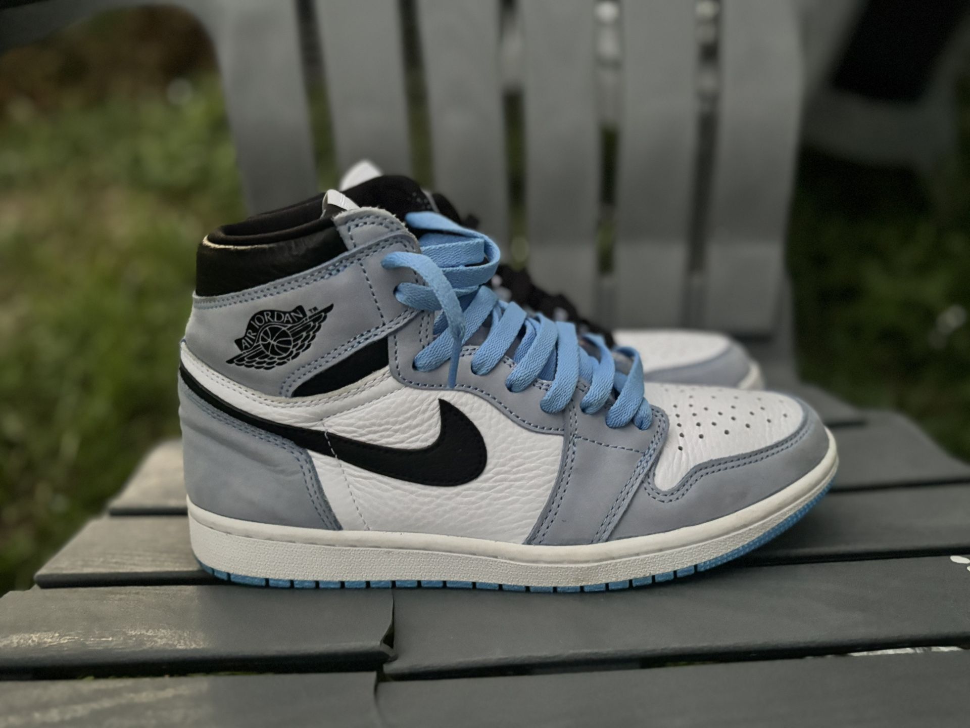 Nike Air Jordan Retro 1 University Blue Size 8