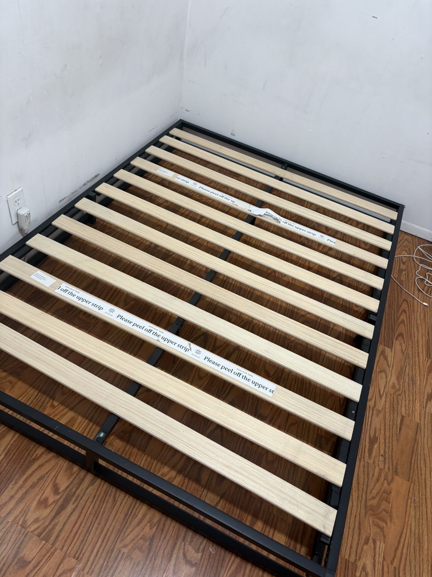 Black Metal Bed Frame 