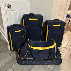 Nautica Suitcases/Luggage 