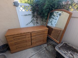Oak Wood Dresser with Arched Mirror