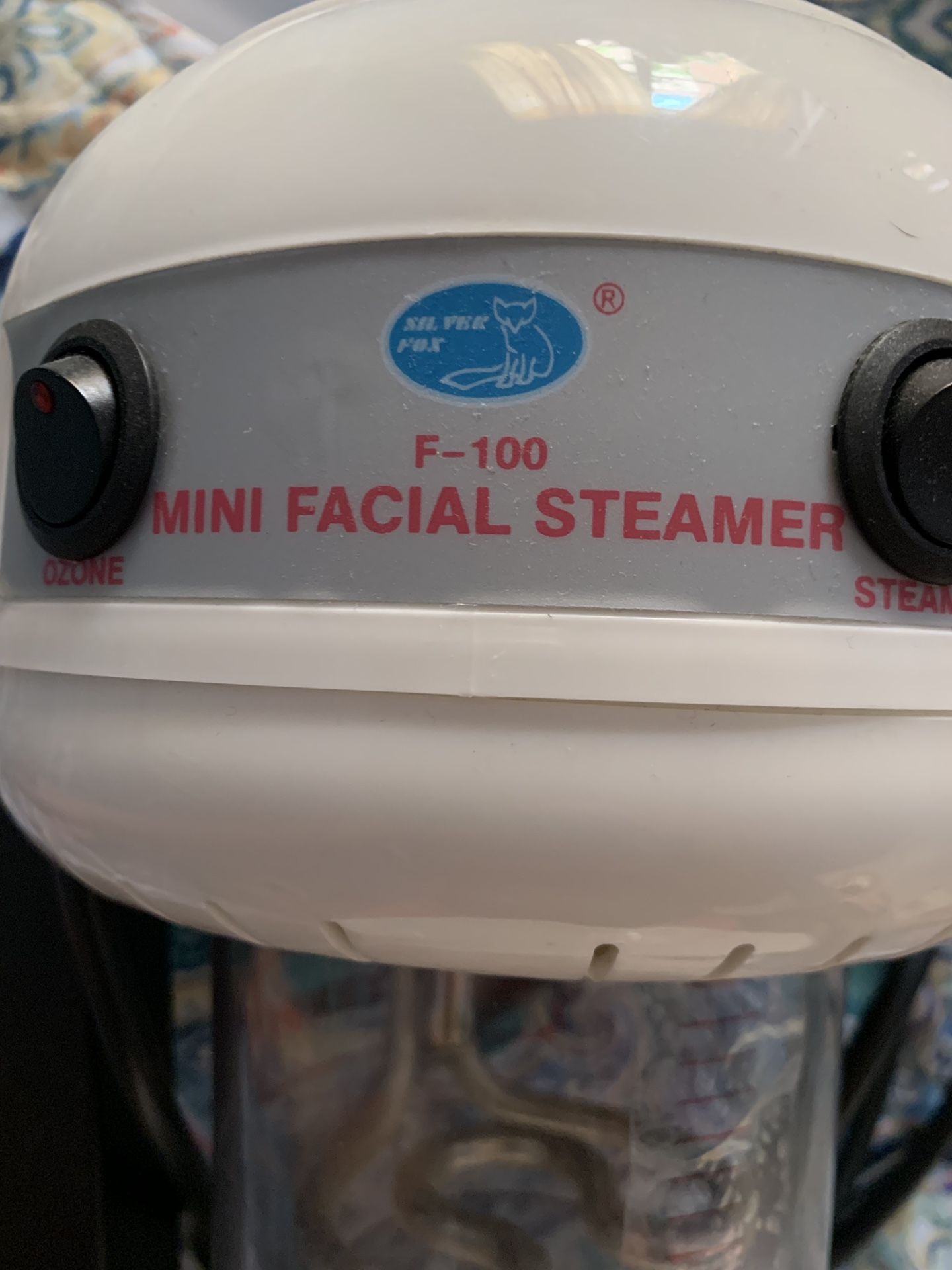 F-100 mini facial steamer