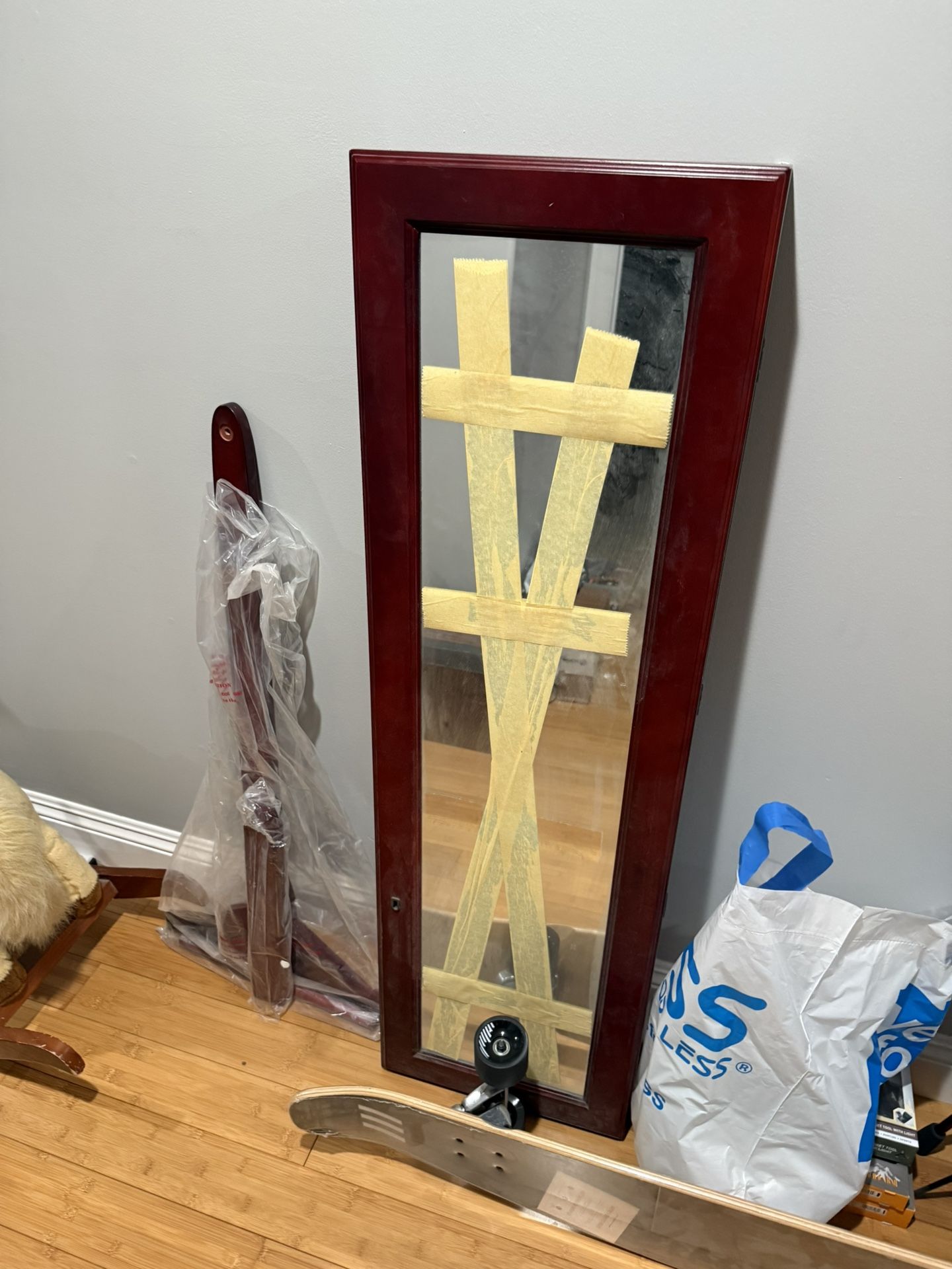 Stand Up Mirror / Accessory Holder