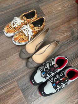 $35.00 3 Pair of Shoes