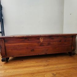 Ceder Chest