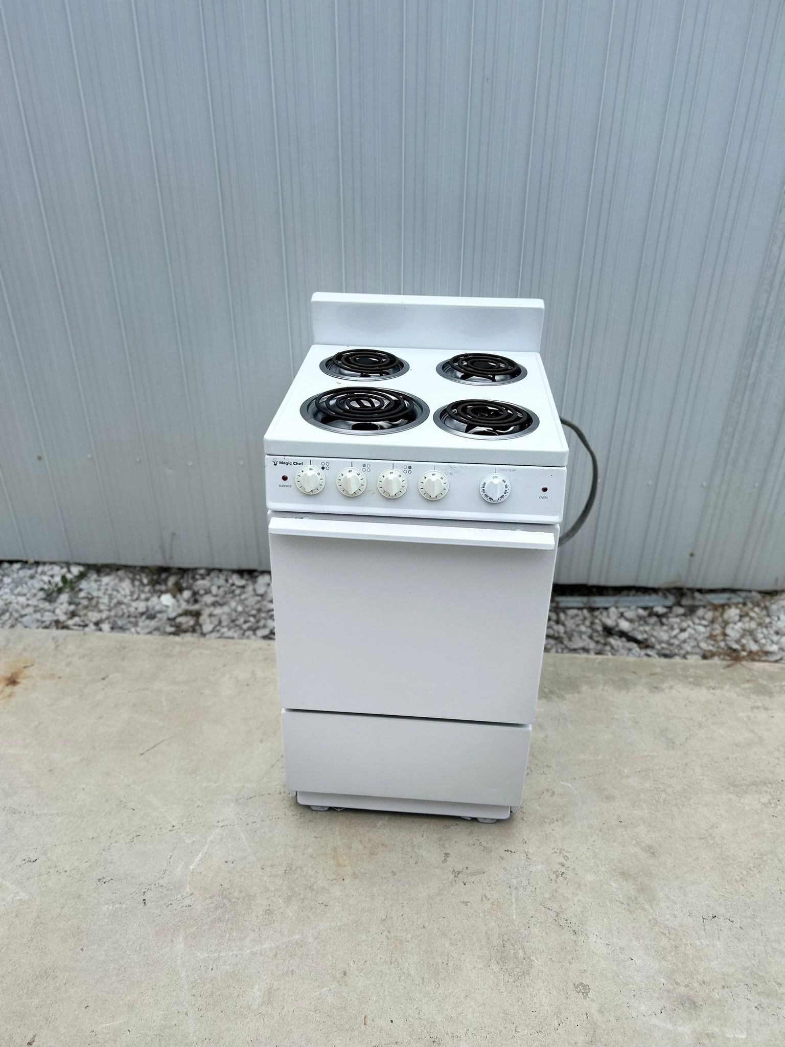Stove 20 Inches Ideal for Efficiency 