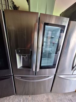 LG Counter Depth 4-Door InstaView Door-in-Door Refrigerator with Craft Ice