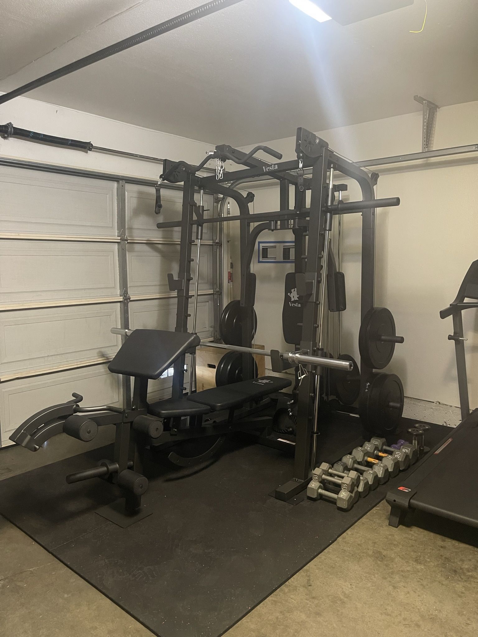 Vesta Fitness Smith Machine 2001 w/Bench Attachment 230lb...