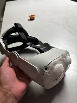 Meta Quest 2 VR Headset
