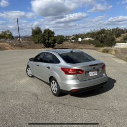 2017 Ford Focus S Sedan