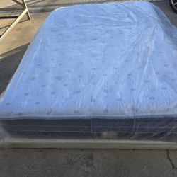 Queen Mattress Pillow Top End Box Spring 