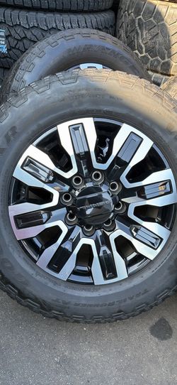 GMC Denali Stocks 8 Lug