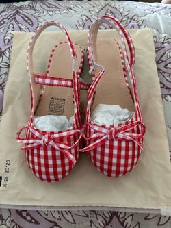 Sandals for little girl