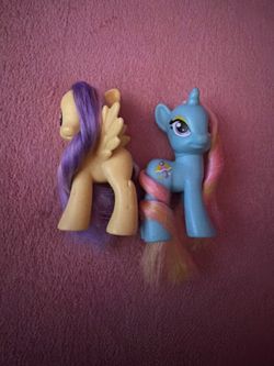 My little pony lot. Look at photos