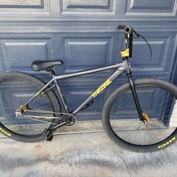 Throne Da Goon 29” BMX Bike