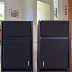 Bose 301 Series III speakers (Black)