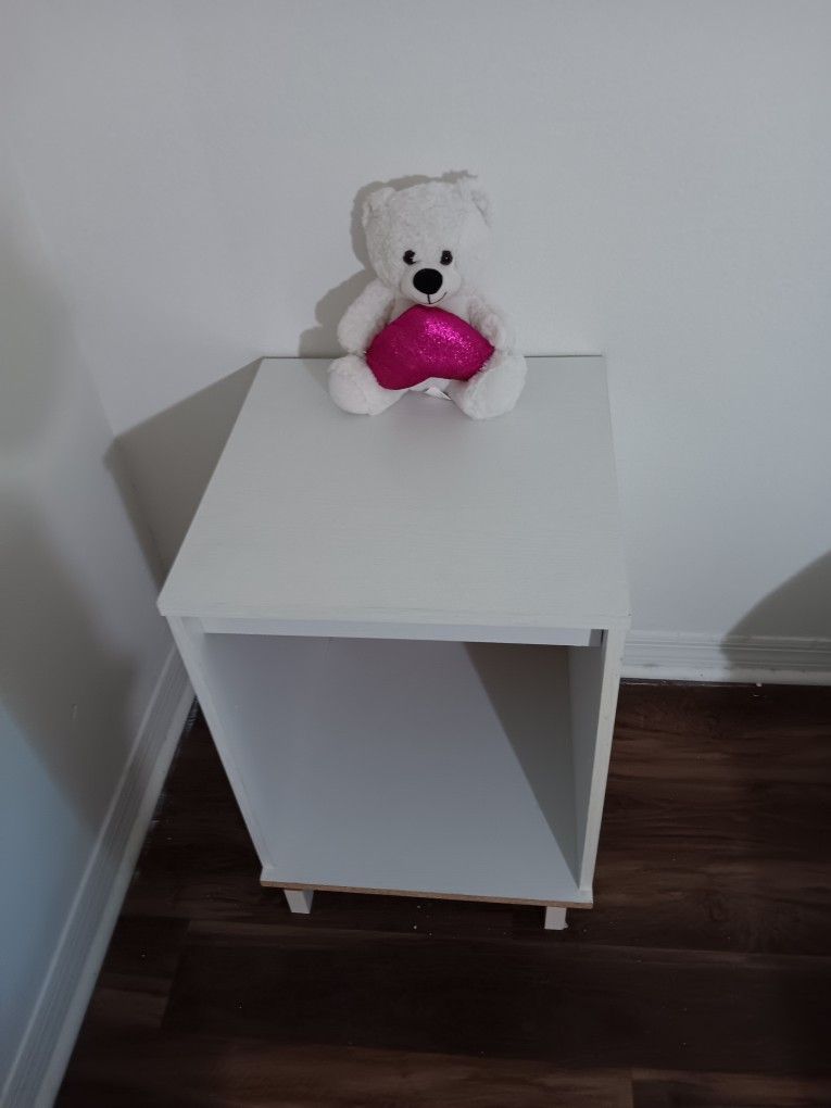 Night Stand/End Table