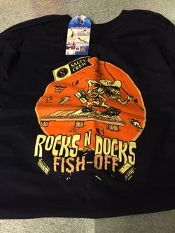 Salty crew t shirt