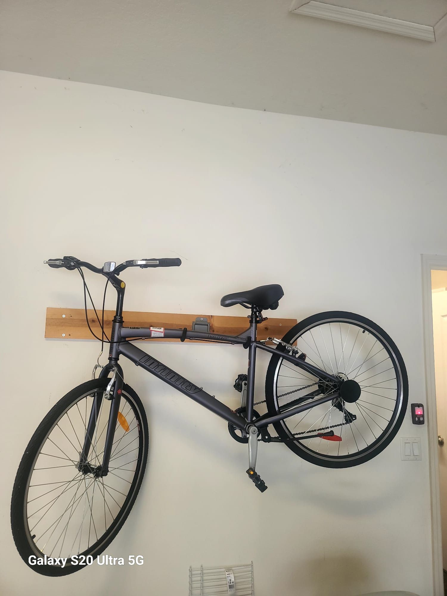 Men’s / Unisex Hybrid Comfort Bicycle