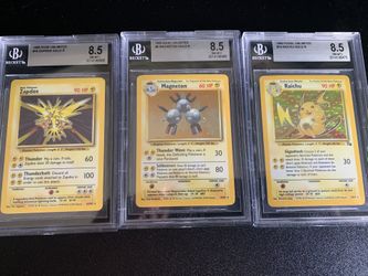 1999 Raichu, Magneton, Zapdos - Pokémon- Beckett 8.5 Graded