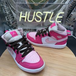 Nike Air Jordan 1 Retro Mid (PS) “Fierce Pnk/Barbie Sz 1.5Y