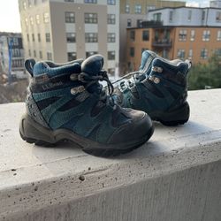 LL BEAN Children’s Sz 11