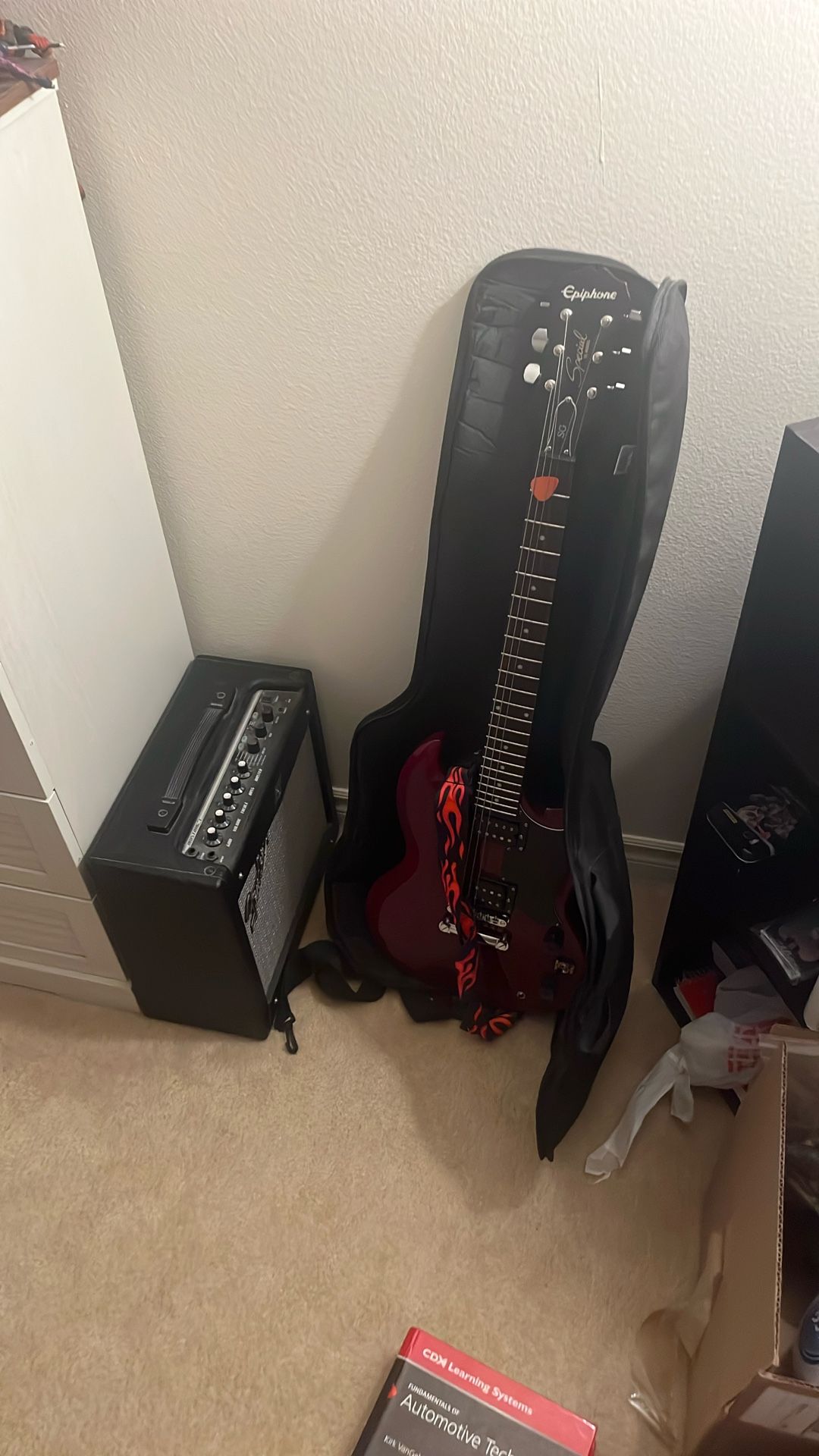 Guitar & Amp