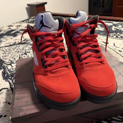 Air Jordan 5 Retro “Raging Bull” (2021)