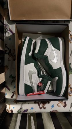 Jordan won’s retro high OG