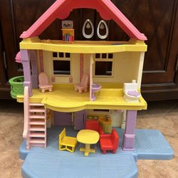 Fisher Price Dollhouse 