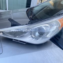 2013 Sonata Headlights Driver Side