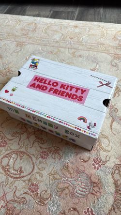 Hello Kitty converse