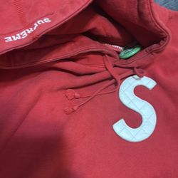 Supreme Hoodie 