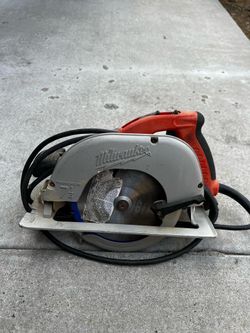 heavy-duty Milwaukee 7-1/4" Tilt-Lok Adjustable Handle Circular Saw (Model 6391).