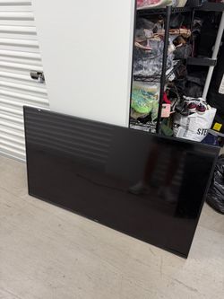 Samsung 60” 4K Ultra HD Smart LED TV (UN60JU6390F)