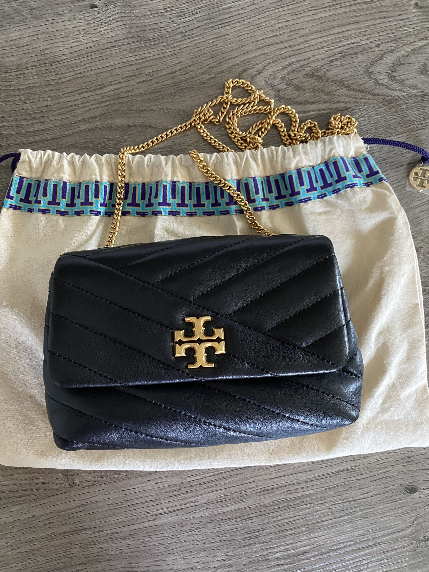 Tory Burch Kira Chevron Mini Bag 💯 Authentic Shoulder Bag