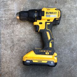 Dewalt 20 V Max Brushless Drill + Compact 4Ah Batery