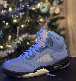 Jordan 5 UNC
