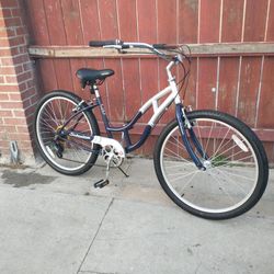 Schwinn Beach Cruiser Bike 