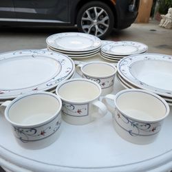 Mikasa Set 20 Pieces